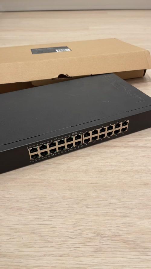 LinkSys 24-Port Gigabit PoE Switch